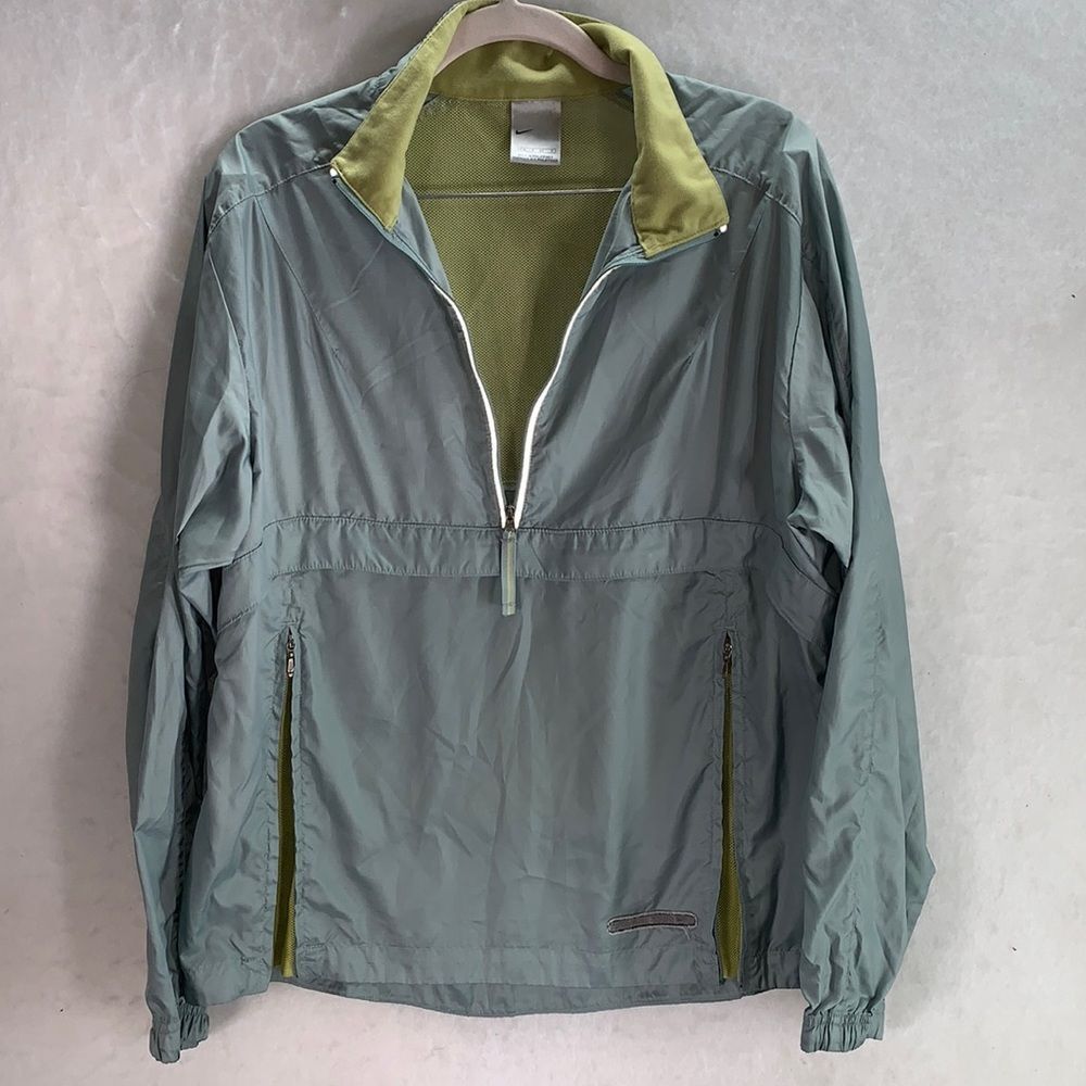 Womens Nike silver tag sage green windbreaker jacket size small